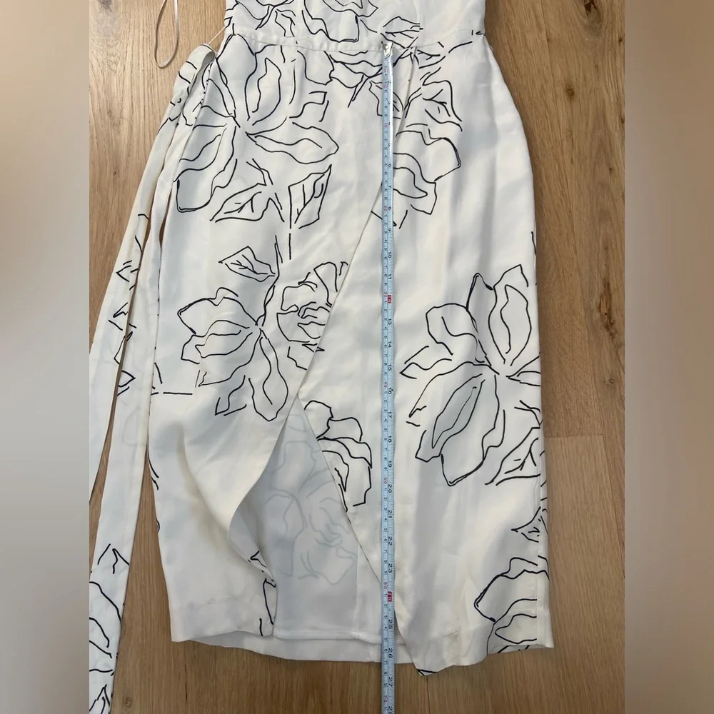TALULAH Halter Wrap Midi Dress XS | White Floral Minimal Chic Summer Dress - Picture 12 of 12